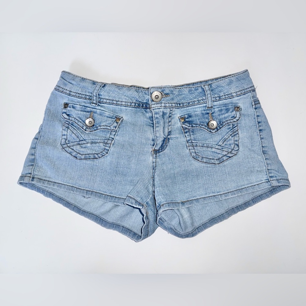 Y2K L.E.I. Ashley Micro Jean Shorts Size 5 Light Wash Winnie Low Rise Baddie